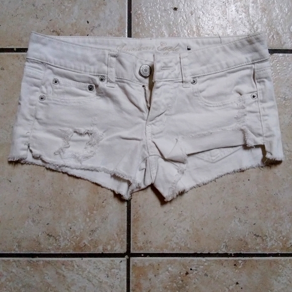 Shorts - Picture 1 of 2